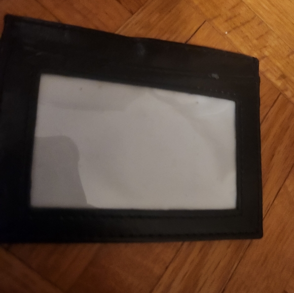 Gap leather Card holder - Picture 2 of 2
